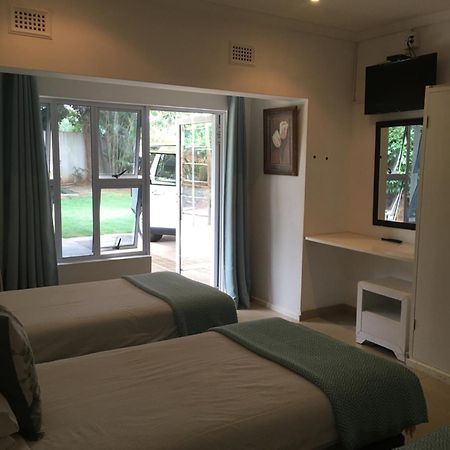 Umhlanga Self Catering Guest House Durban Exterior foto